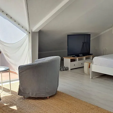 A&b Hotel